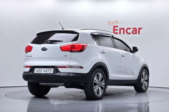 Kia Sportage Diesel 2WD Trendy — пробег 180 528 км — фото 2 из 5