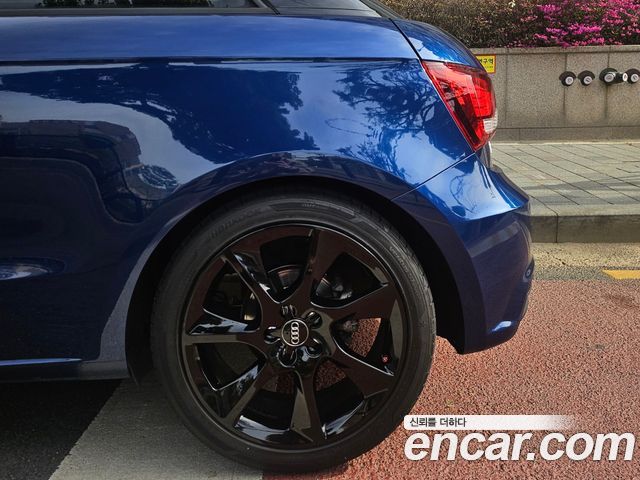 Audi A1 из Кореи Encar