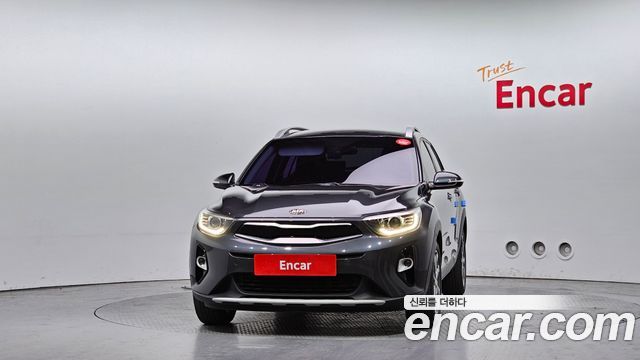 Kia Stonic из Кореи Encar