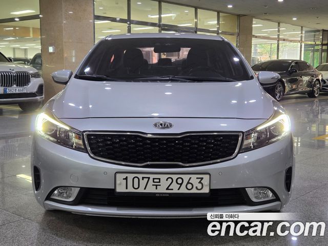 Kia K3 из Кореи Encar