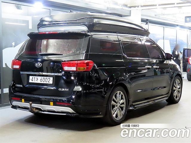 Kia Carnival из Кореи Encar