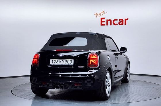 Mini Cooper Convertible JCW 3rd — пробег 45 310 км — фото 4 из 5