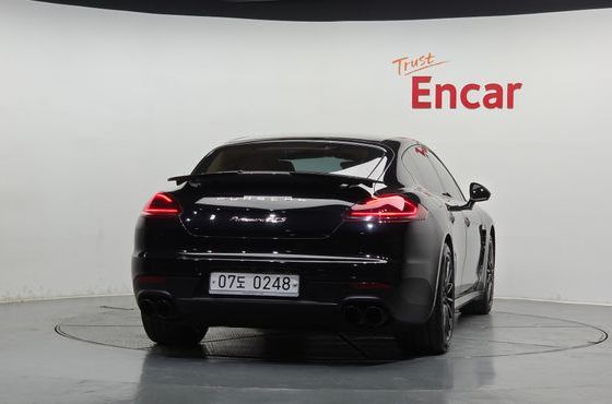 Porsche Panamera 4.8 GTS 970 — пробег 78 424 км — фото 4 из 5