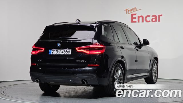 BMW X3 xDrive 30e M Sport — пробег 118 412 км — фото 2 из 5