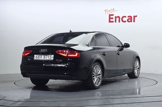 Audi A4 35 TDI Quattro Comfort Edition B8 — пробег 98 280 км — фото 2 из 5