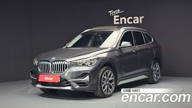 BMW X1 xDrive 20i xLine — пробег 80 750 км — фото 1 из 5