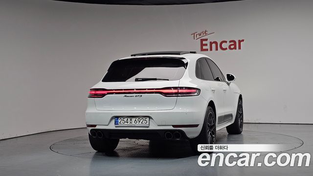 Porsche Macan из Кореи Encar