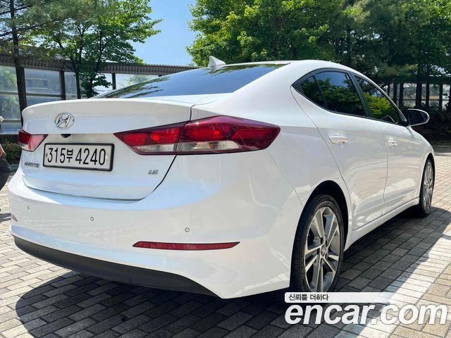 Hyundai AVANTE из Кореи Encar