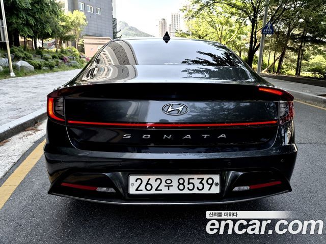 Hyundai Sonata 2.0 Premium — пробег 83 864 км — фото 5 из 5