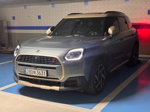 Mini Countryman ALL4 Favoured — пробег 35 000 км — фото 2 из 5