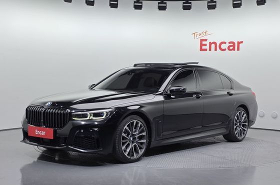 BMW 7-Series 740Li xDrive M Sport Package — пробег 129 841 км — фото 1 из 5