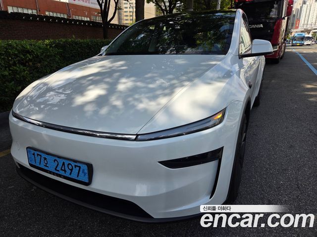 Tesla Model Y RWD — пробег 6 500 км — фото 1 из 5