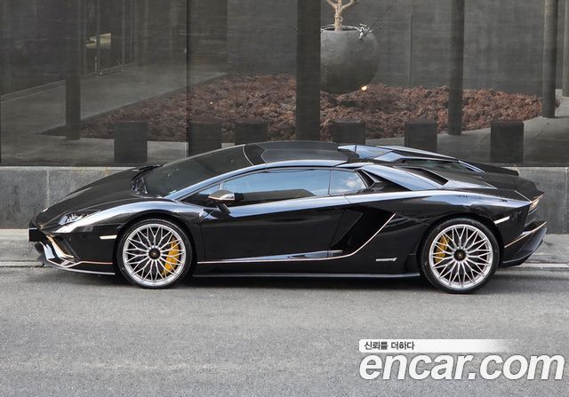 Lamborghini Aventador из Кореи Encar