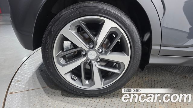Hyundai Kona из Кореи Encar