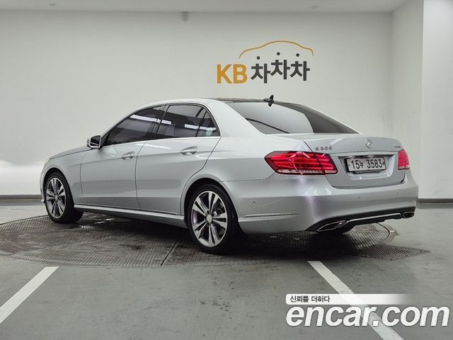 Mercedes-Benz E-Class E300 4MATIC Avantgarde — пробег 159 736 км — фото 3 из 5