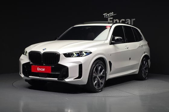 BMW X5 xDrive 40i M Sport — пробег 5 423 км — фото 1 из 5