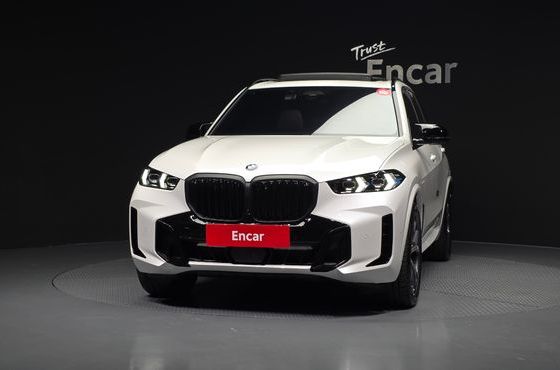 BMW X5 xDrive 40i M Sport — пробег 5 423 км — фото 3 из 5