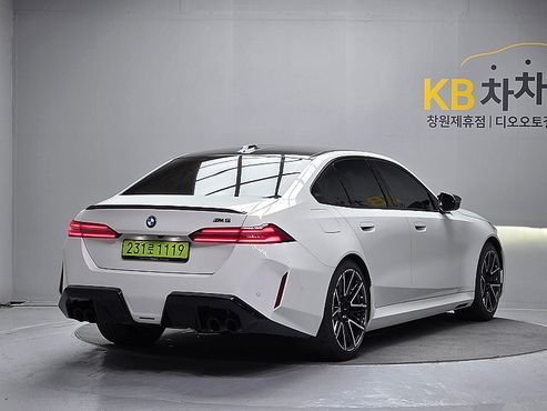 BMW M5 M5 Sedan — пробег 8 906 км — фото 2 из 5