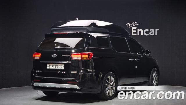 Kia Carnival из Кореи Encar
