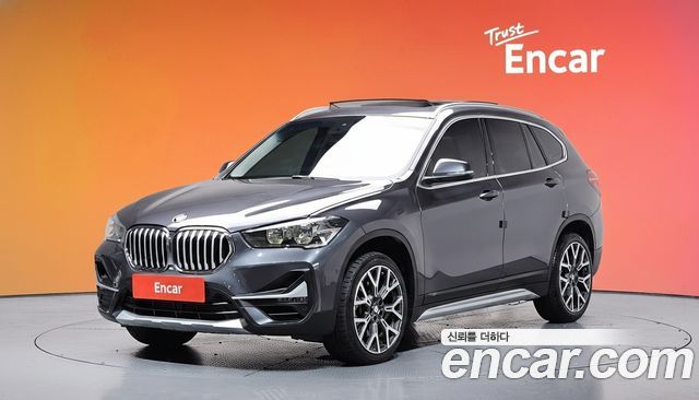 BMW X1 xDrive 20i xLine — пробег 73 731 км — фото 1 из 5