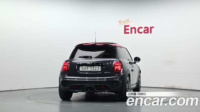 Mini Cooper JCW 3rd Generation — пробег 57 656 км — фото 4 из 5
