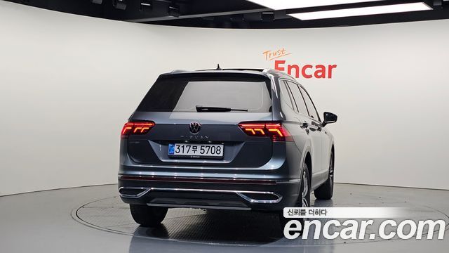 Volkswagen Tiguan из Кореи Encar