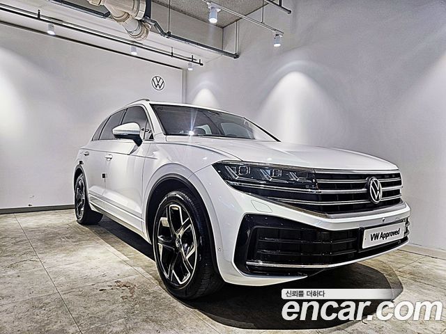 Volkswagen Touareg 3.0 TDI Prestige — пробег 38 069 км — фото 1 из 5