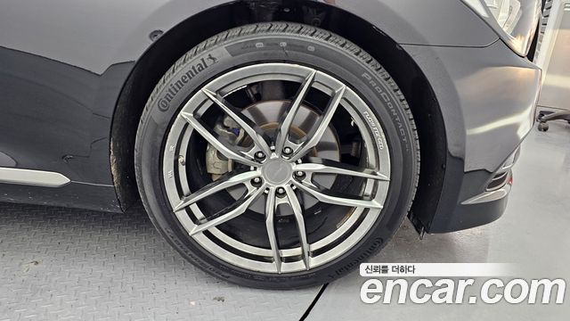 Hyundai Genesis из Кореи Encar