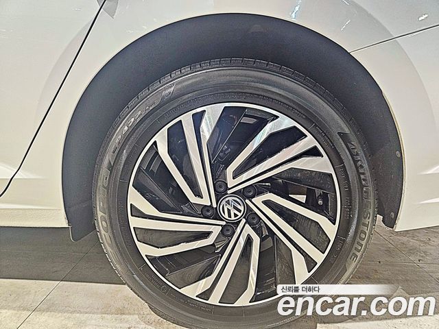 Volkswagen Jetta 1.4 TSI Prestige — пробег 24 809 км — фото 5 из 5