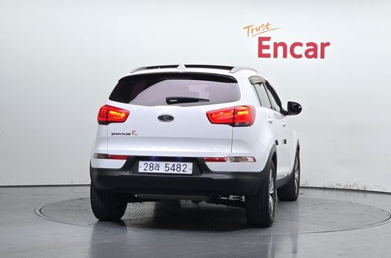 Kia Sportage Diesel 2WD Trendy — пробег 161 236 км — фото 4 из 5