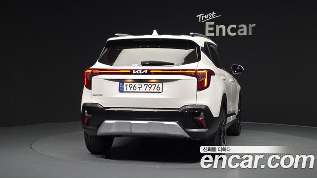Kia Seltos из Кореи Encar