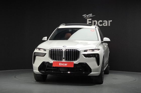 BMW X7 xDrive 40i M Sport 6STR — пробег 11 819 км — фото 3 из 5