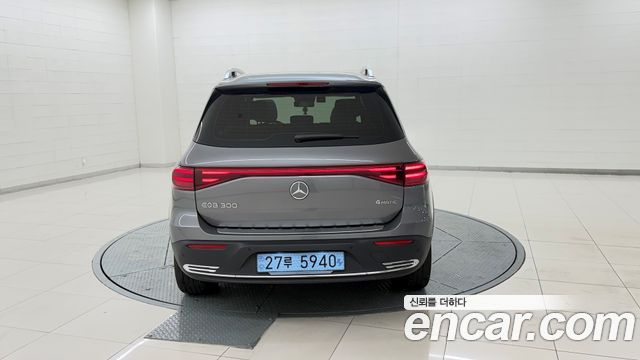Mercedes-Benz EQB из Кореи Encar