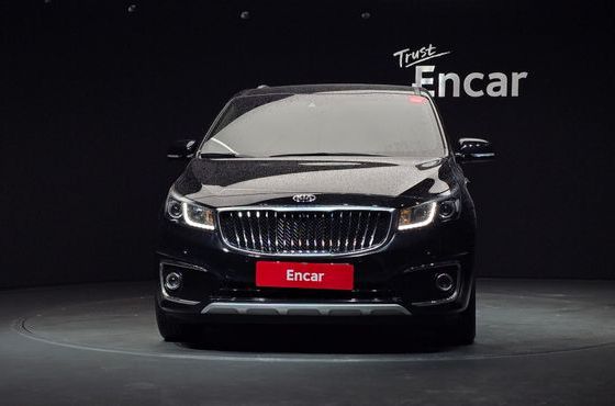 Kia Carnival 7-seater Limousine President — пробег 185 608 км — фото 3 из 5