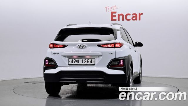 Hyundai Kona 1.6 Turbo 2WD Modern Tech — пробег 108 700 км — фото 4 из 5