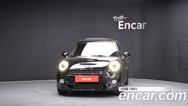 Mini Cooper из Кореи Encar
