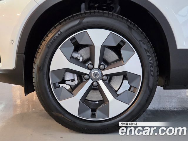 Volvo XC40 из Кореи Encar