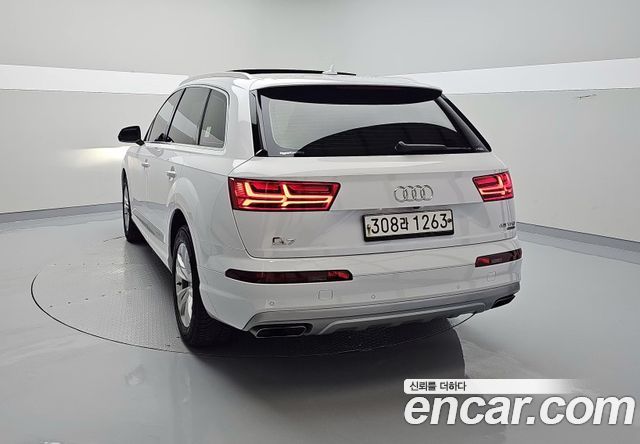 Audi Q7 из Кореи Encar