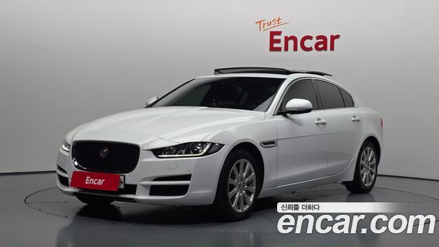 Jaguar XE 20d Perstige AWD — пробег 83 914 км — фото 1 из 5