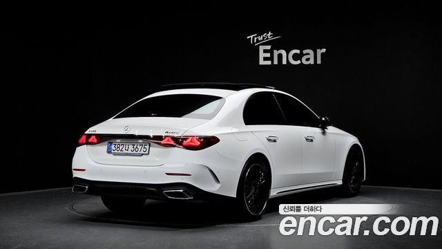 Mercedes-Benz E-Class из Кореи Encar
