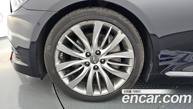 Hyundai Genesis из Кореи Encar