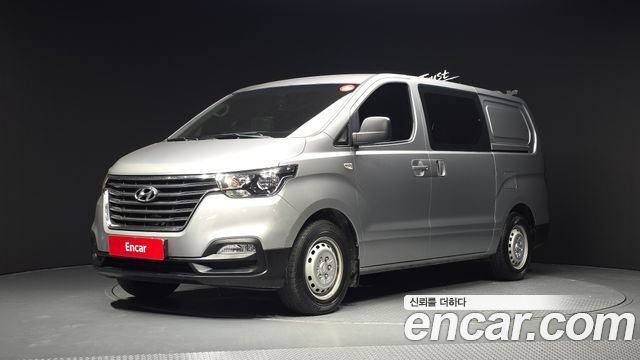 Hyundai Starex Van 5-Seater Style — пробег 174 226 км — фото 1 из 5
