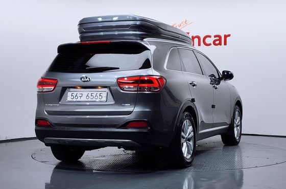 Kia Sorento Diesel 2.0 2WD Prestige — пробег 31 407 км — фото 2 из 5