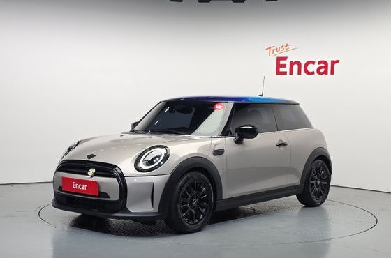 Mini Cooper Gen Z Edition 3rd — пробег 51 173 км — фото 1 из 5