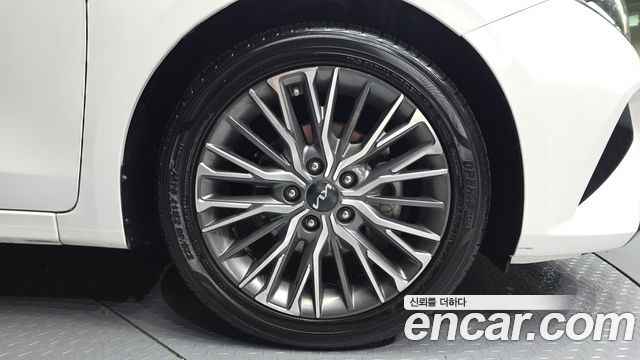 Kia K3 из Кореи Encar
