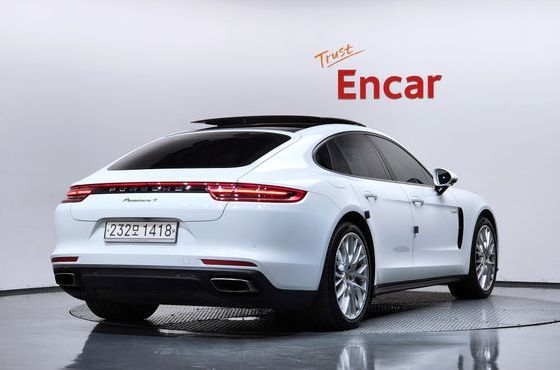 Porsche Panamera 2.9 AWD E-Hybrid — пробег 51 611 км — фото 2 из 5