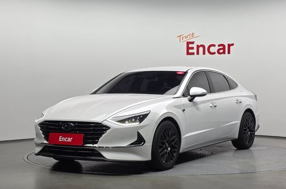 Hyundai Sonata 2.0 Premium Family — пробег 64 785 км — фото 1 из 5