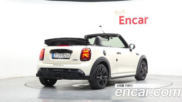 Mini Cooper Convertible JCW — пробег 63 172 км — фото 2 из 5