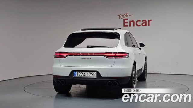 Porsche Macan из Кореи Encar