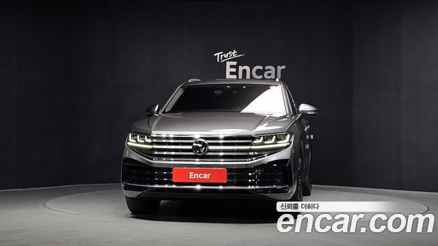 Volkswagen Touareg 3.0 TDI Prestige — пробег 26 649 км — фото 3 из 5